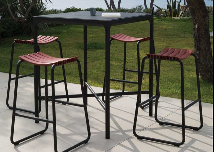 HOUE FOUR Bar Leaner Table 90x90 Black Metal Top & Frame with CLIPS Stools